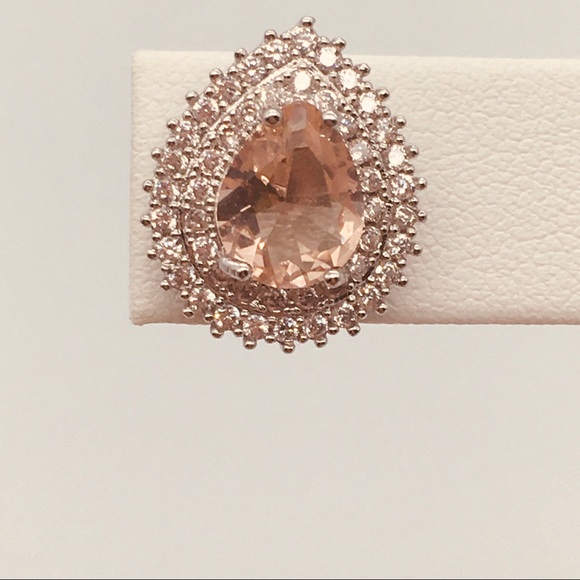 Earrings and necklace with “ peach “ crystal - Picture 7 of 9